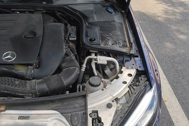 Used Mercedes-Benz C-Class 2019 C 260 L Engine Bay Left