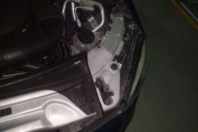 Used Mercedes-Benz C-Class 2019 Restyled C 260 L Sport Edition Engine Bay Left