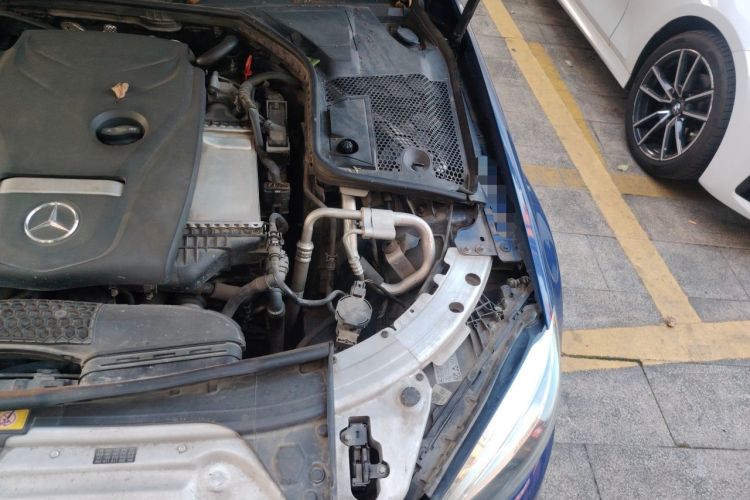 Used Mercedes-Benz C-Class 2019 C 180 L Fashion Edition Sport Version Engine Bay Left