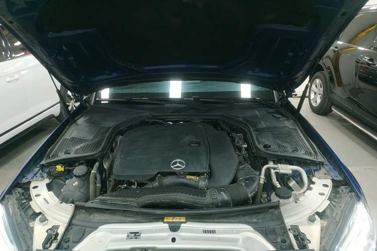 Used Mercedes-Benz C-Class 2019 C 260 Sport Edition Engine Bay