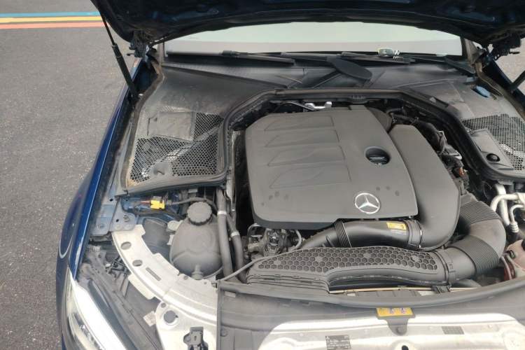 Used Mercedes-Benz C-Class 2019 Restyled C 260 L Sport Edition Engine Bay Right