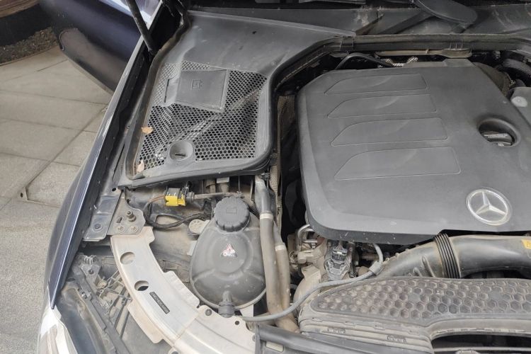 Used Mercedes-Benz C-Class 2019 C 260 L Sport Edition Engine Bay Right