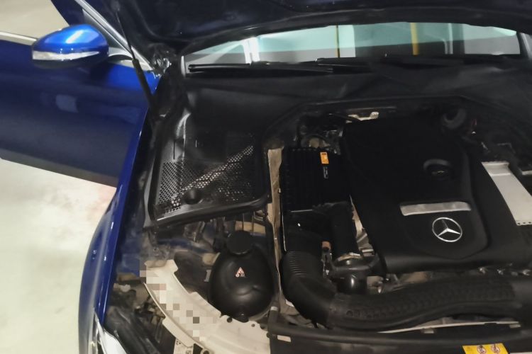 Used Mercedes-Benz C-Class 2019 C 180 L Fashion Edition Sport Version Engine Bay Right