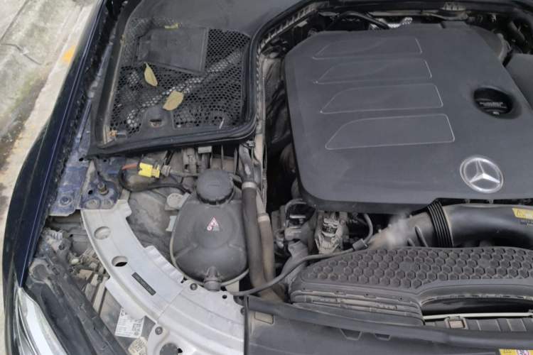 Used Mercedes-Benz C-Class 2019 Restyled C 260 L Sport Edition Engine Bay Right