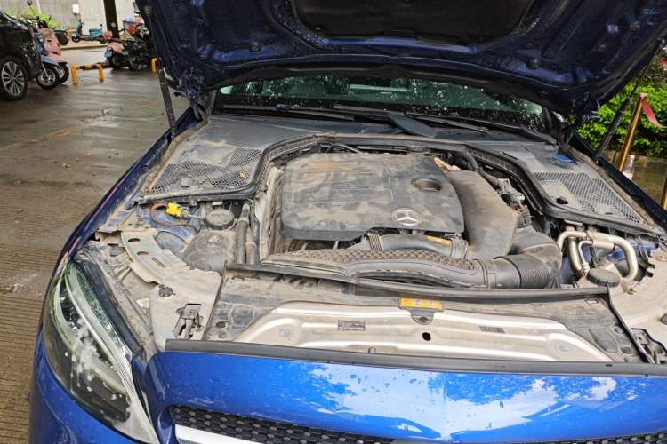 Used Mercedes-Benz C-Class 2019 Restyled C 260 L Sport Edition Engine Bay Right