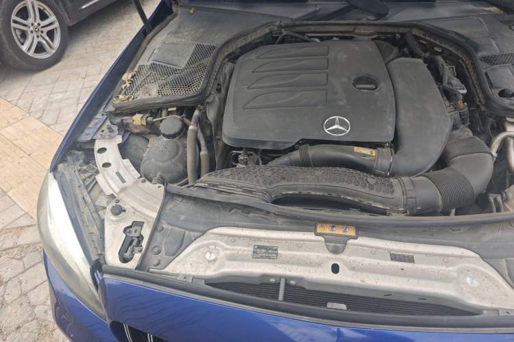 Used Mercedes-Benz C-Class 2019 C 260 Sport Edition Engine Bay Right