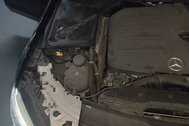 Used Mercedes-Benz C-Class 2019 C 260 Sport Edition Engine Bay Right