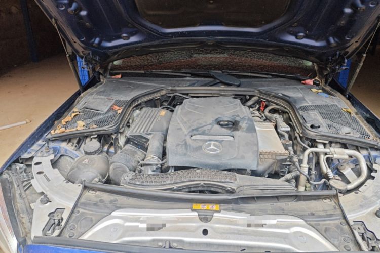 Used Mercedes-Benz C-Class 2019 C 180 L Fashion Edition Sport Version Engine Bay Right