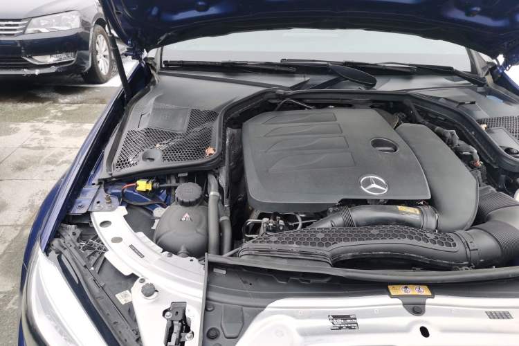 Used Mercedes-Benz C-Class 2019 C 260 Sport Edition 4MATIC Engine Bay Right
