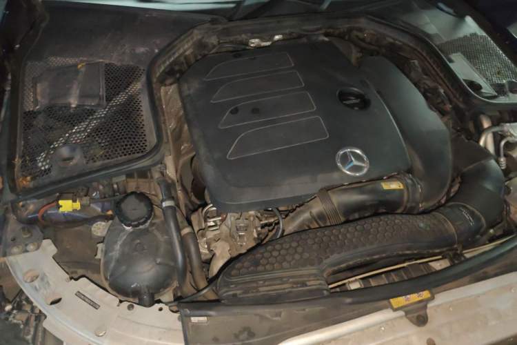 Used Mercedes-Benz C-Class 2019 C 260 Coupe Engine Bay Right
