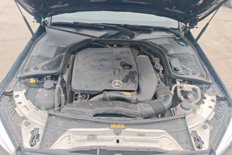 Used Mercedes-Benz C-Class 2019 C 260 L Sport Edition Engine Bay