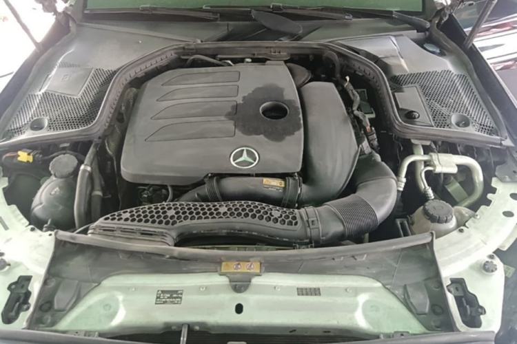 Used Mercedes-Benz C-Class 2019 C 260 Sport Edition Engine Bay