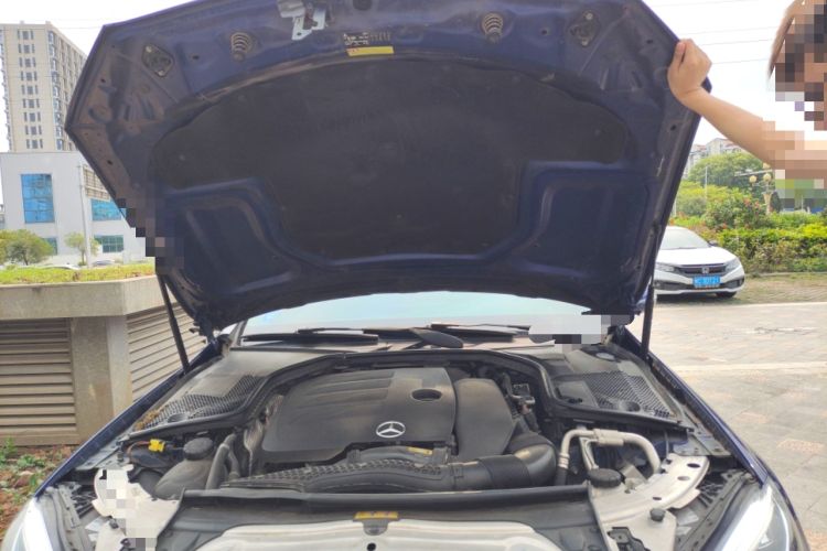 Used Mercedes-Benz C-Class 2019 C 260 Estate Engine Bay