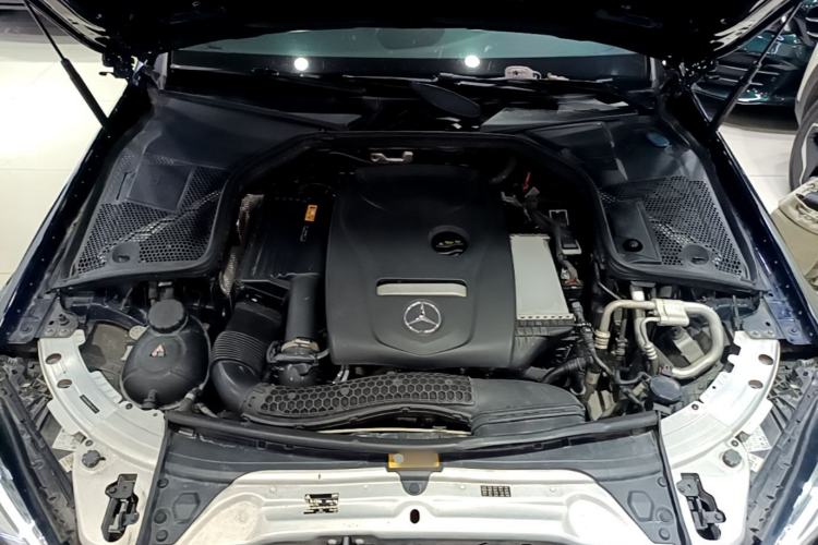 Used Mercedes-Benz C-Class 2019 C 180 L Fashion Edition Sport Version Engine Bay