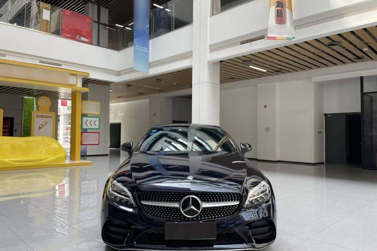 Used Mercedes-Benz C-Class 2019 C 260 Coupe Exterior 1