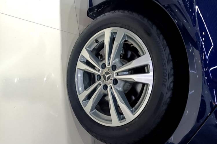 Used Mercedes-Benz C-Class 2019 C 180 L Fashion Edition Sport Version Exterior 2