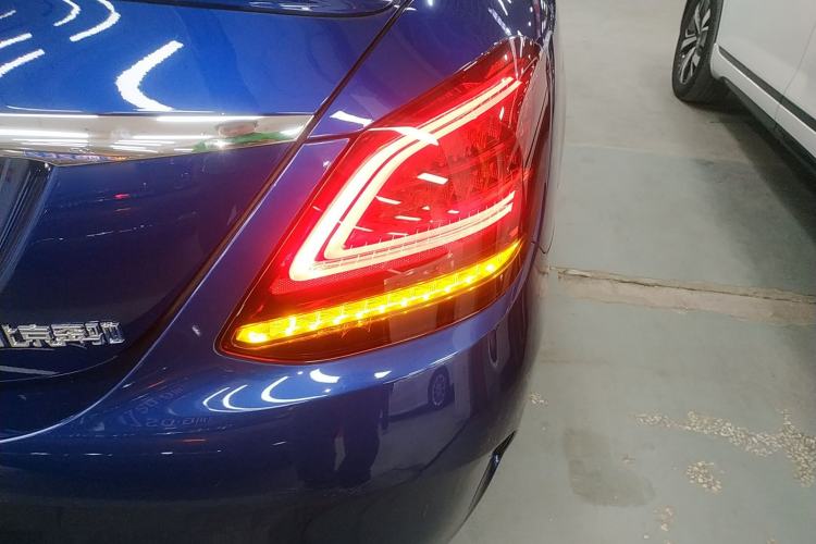 Used Mercedes-Benz C-Class 2019 C 260 Sport Edition Exterior 3