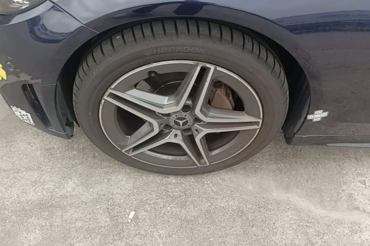 Used Mercedes-Benz C-Class 2019 C 260 Estate Exterior 4