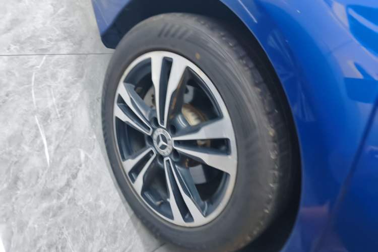 Used Mercedes-Benz C-Class 2019 C 260 Sport Edition Exterior 5