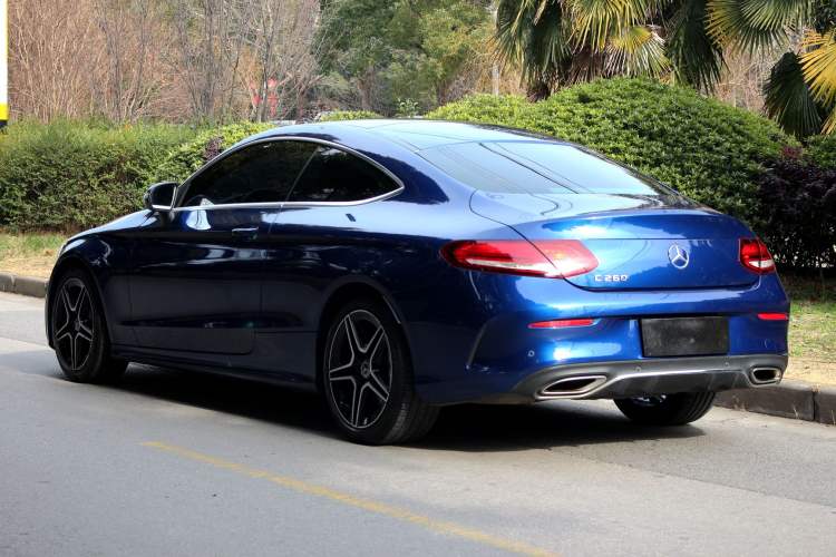Used Mercedes-Benz C-Class 2019 C 260 Coupe Exterior 7