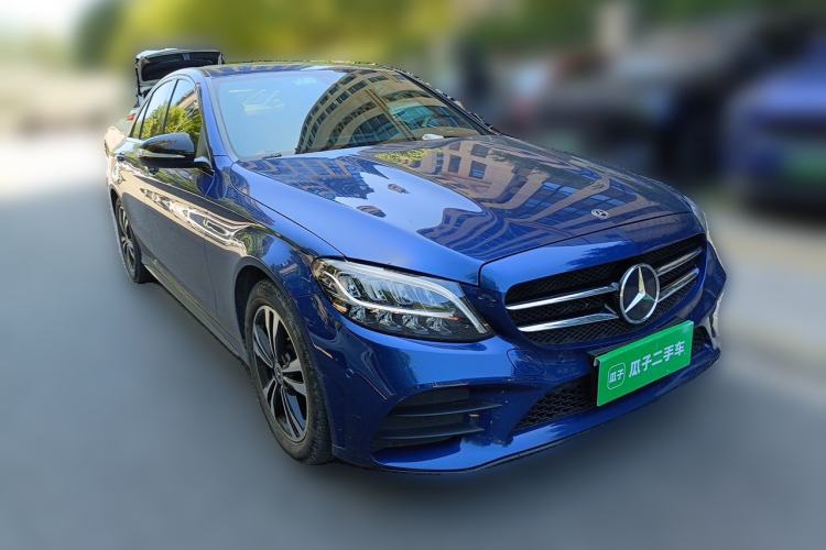 Used Mercedes-Benz C-Class 2019 C 260 Sport Edition Front Right 45 Deg