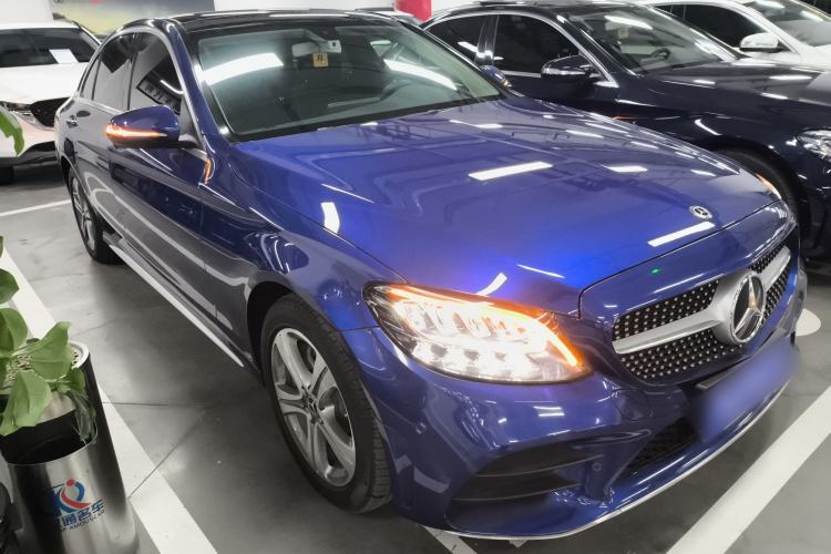 Used Mercedes-Benz C-Class 2019 C 260 L Sport Edition Front Right 45 Deg