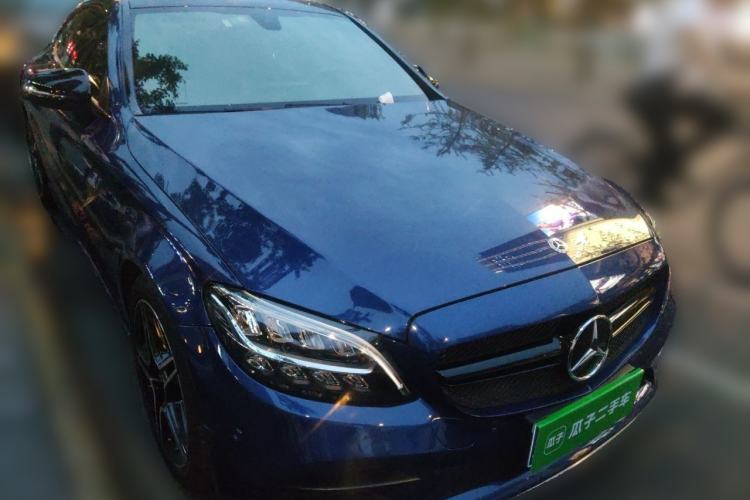 Used Mercedes-Benz C-Class 2019 C 260 Coupe Front Right 45 Deg