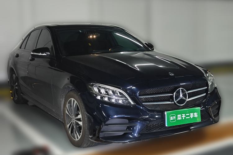 Used Mercedes-Benz C-Class 2019 C 260 Sport Edition Front Right 45 Deg