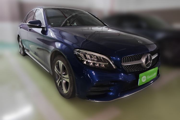 Used Mercedes-Benz C-Class 2019 Restyled C 260 L Sport Edition Front Right 45 Deg