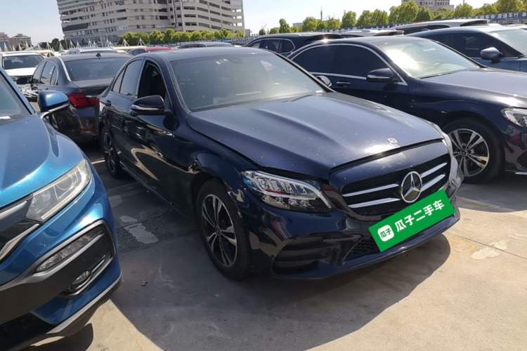 Used Mercedes-Benz C-Class 2019 C 260 Sport Edition Front Right 45 Deg