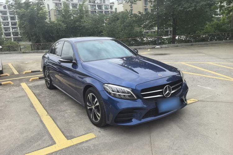 Used Mercedes-Benz C-Class 2019 C 260 Sport Edition Front Right 45 Deg