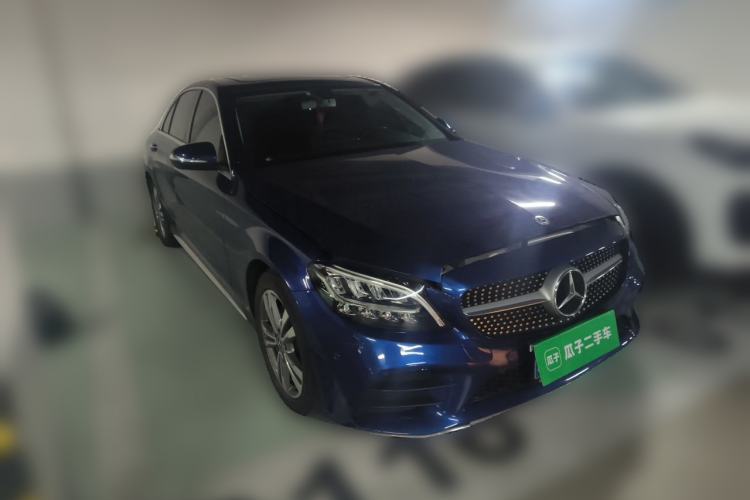 Used Mercedes-Benz C-Class 2019 C 180 L Fashion Edition Sport Version Front Right 45 Deg