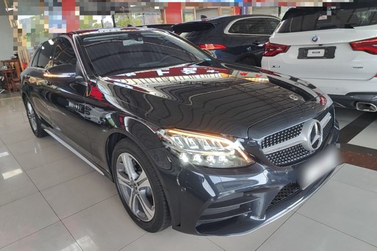 Used Mercedes-Benz C-Class 2019 Restyled C 260 L Sport Edition Front Right 45 Deg