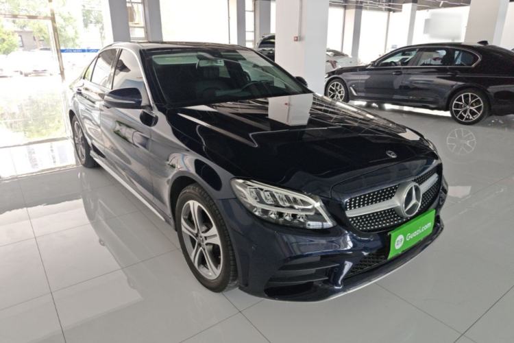 Used Mercedes-Benz C-Class 2019 Restyled C 260 L Sport Edition Front Right 45 Deg
