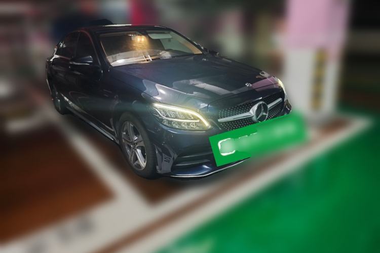 Used Mercedes-Benz C-Class 2019 Restyled C 260 L Sport Edition Front Right 45 Deg