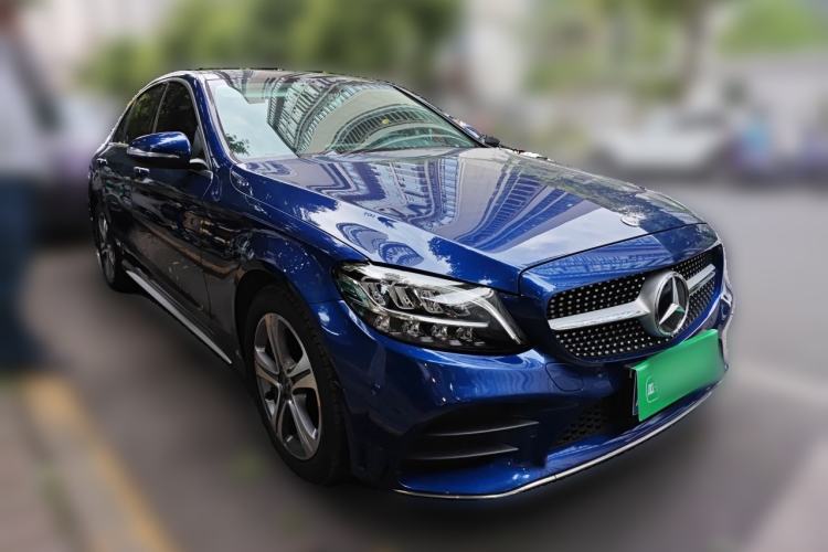Used Mercedes-Benz C-Class 2019 C 260 L Sport Edition Front Right 45 Deg