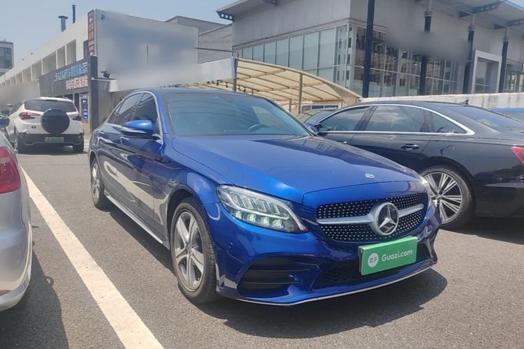 Used Mercedes-Benz C-Class 2019 Restyled C 260 L Sport Edition Front Right 45 Deg