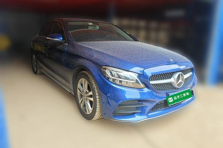 Used Mercedes-Benz C-Class 2019 C 180 L Fashion Edition Sport Version Front Right 45 Deg