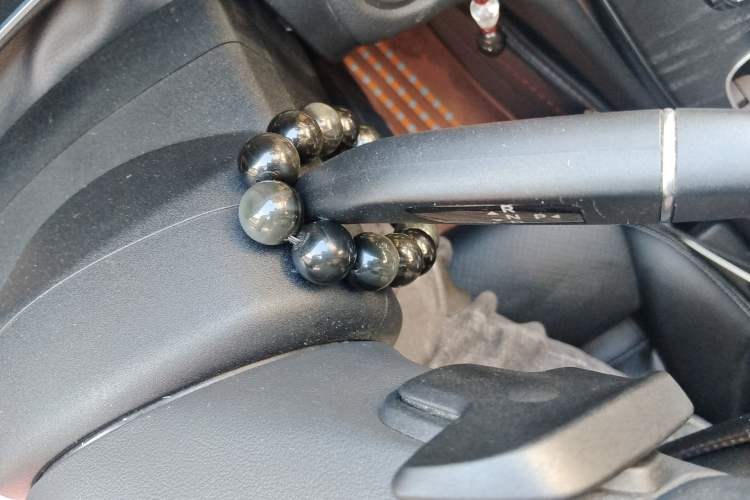 Used Mercedes-Benz C-Class 2019 C 260 L Sport Edition Gear Lever