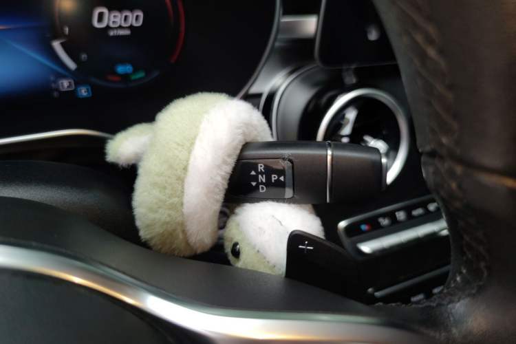 Used Mercedes-Benz C-Class 2019 Restyled C 260 L Sport Edition Gear Lever