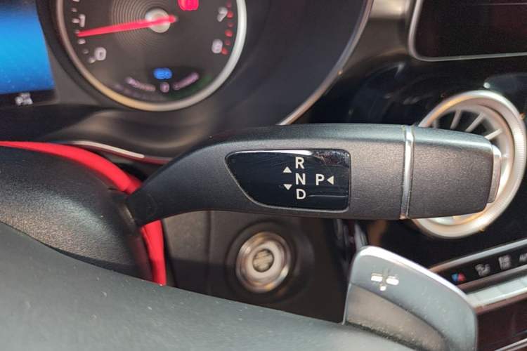 Used Mercedes-Benz C-Class 2019 C 260 Sport Edition Gear Lever