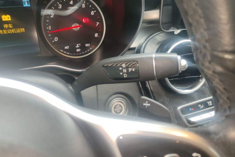 Used Mercedes-Benz C-Class 2019 C 180 L Fashion Edition Sport Version Gear Lever