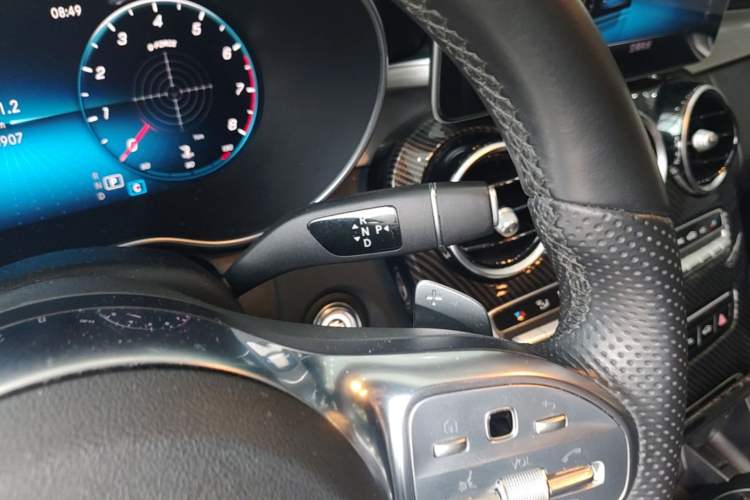 Used Mercedes-Benz C-Class 2019 C 260 Sport Edition Gear Lever