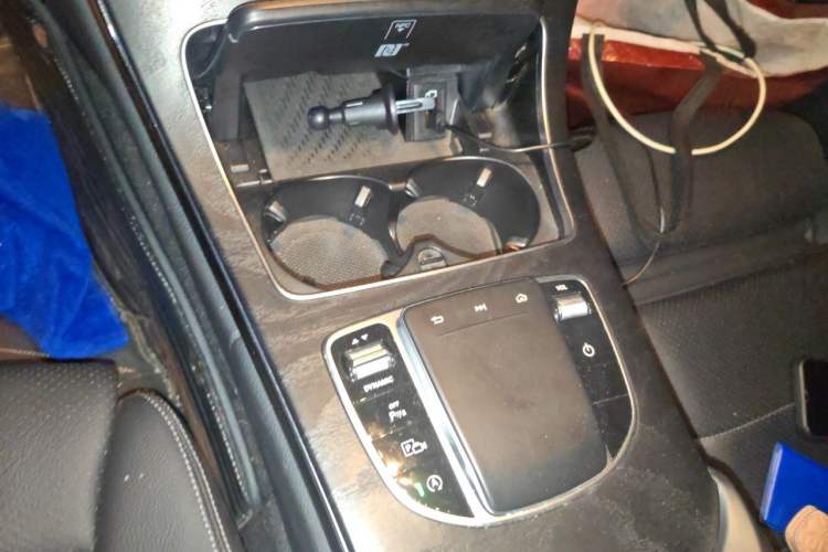 Used Mercedes-Benz C-Class 2019 C 260 L Sport Edition Gear Lever