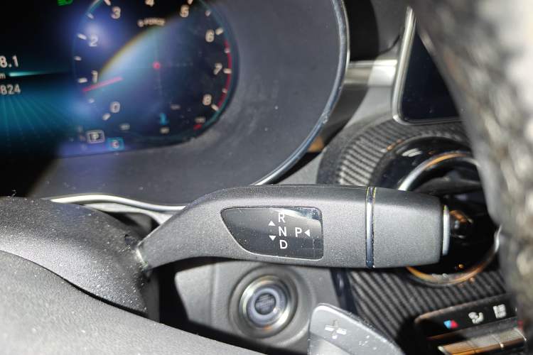 Used Mercedes-Benz C-Class 2019 C 260 Sport Edition Gear Lever