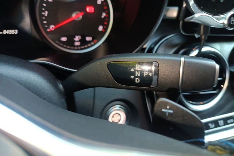 Used Mercedes-Benz C-Class 2019 C 180 L Fashion Edition Sport Version Gear Lever