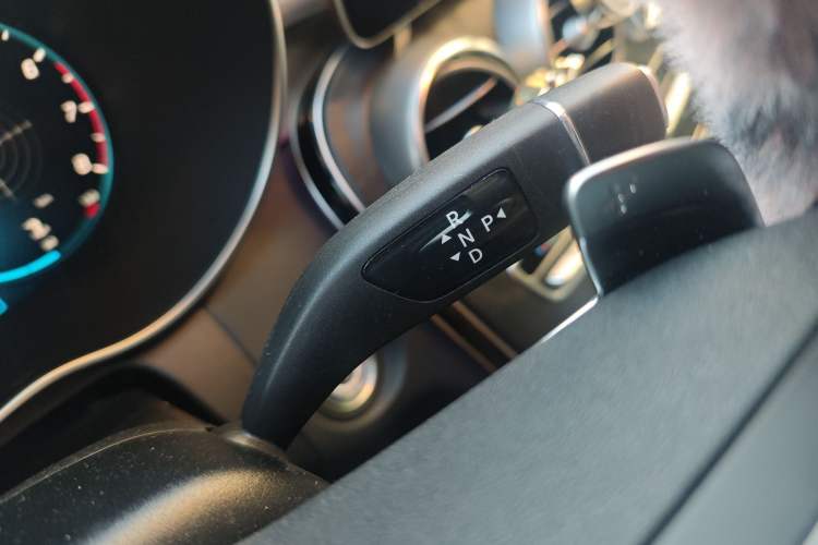 Used Mercedes-Benz C-Class 2019 C 260 Coupe Gear Lever