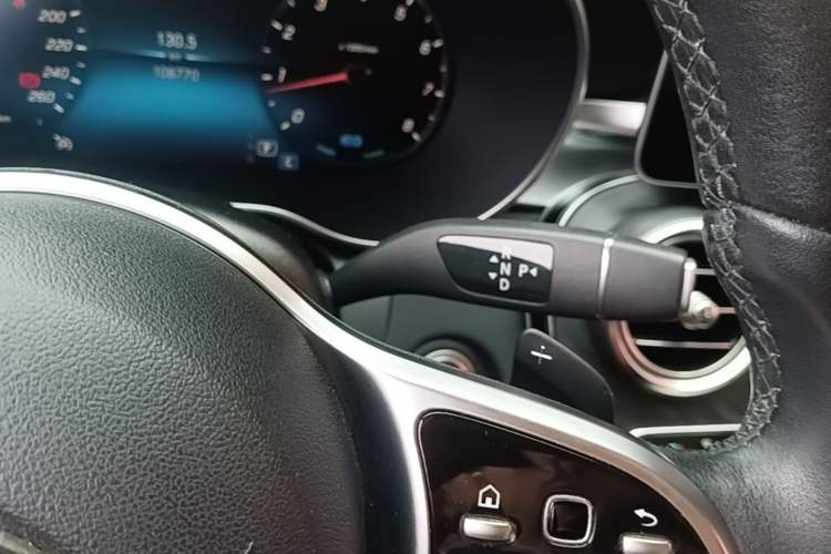Used Mercedes-Benz C-Class 2019 C 260 Estate Gear Lever