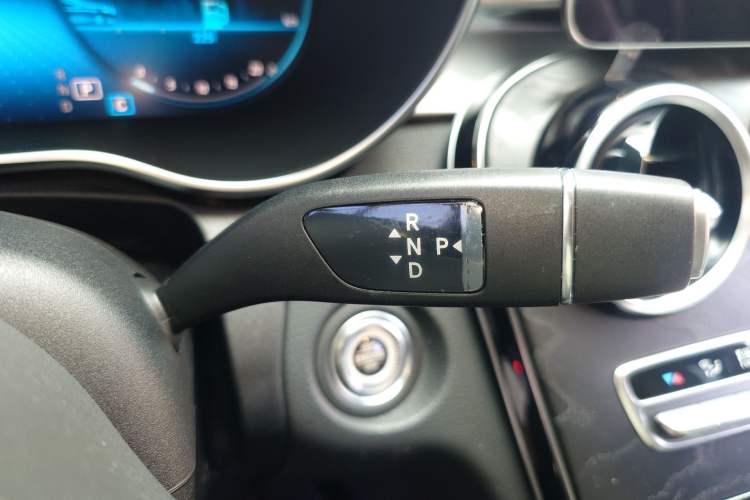 Used Mercedes-Benz C-Class 2019 Restyled C 260 L Sport Edition Gear Lever
