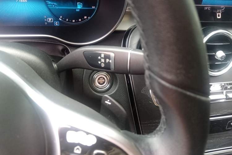 Used Mercedes-Benz C-Class 2019 Restyled C 260 L Sport Edition Gear Lever